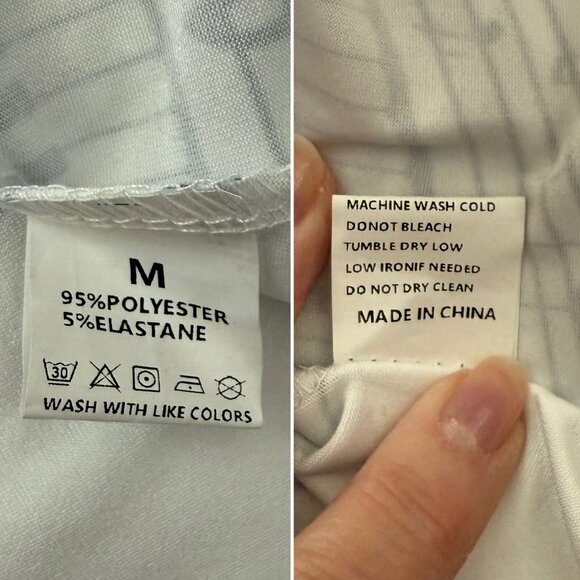 Music Notes Long Sleeve Top Size M Black White V Neck Piano Keys Print - Picture 6 of 9